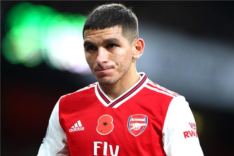 لاعب أرسنال ينتقل إلى صفوف نادي فيورنتينا خلال الميركاتو الصيفي الحالي