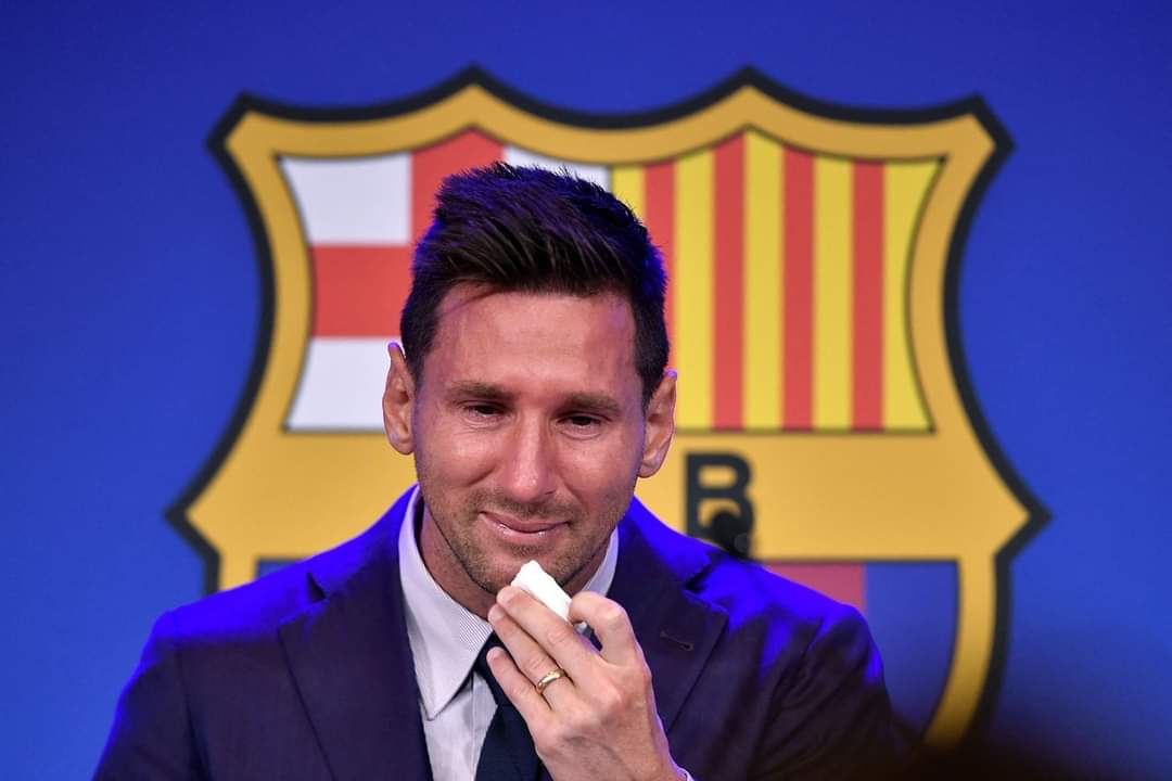 عرض منديل ميسي المستخدم في وداع برشلونة إلى البيع بمقابل مادي ضخم..تعرف على القصة عرض منديل ميسي المستخدم في وداع برشلونة إلى البيع بمقابل مادي ضخم..تعرف على القصة