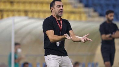 تشافي يفكر في مهاجم السد.. لحل مشاكل برشلونة