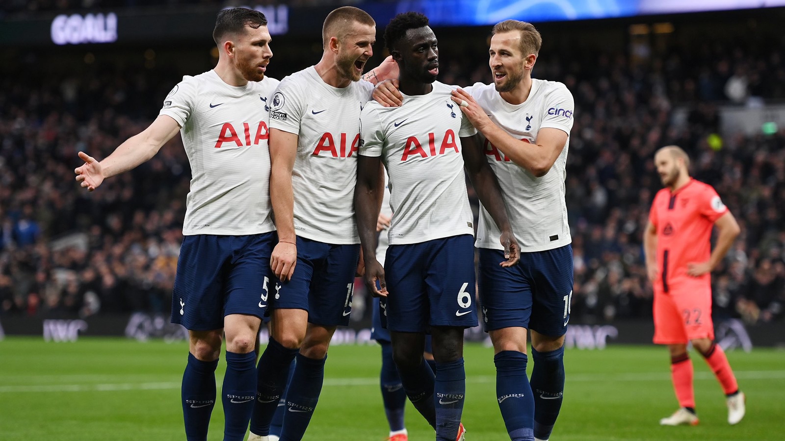 موعد مباراة توتنهام وليستر سيتي في الدوري الإنجليزي موعد مباراة توتنهام وليستر سيتي في الدوري الإنجليزي