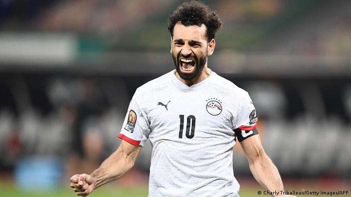 محمد صلاح يقود تشكيل مصر أمام السنغال في نهائي كأس أمم أفريقيا محمد صلاح يقود تشكيل مصر أمام السنغال في نهائي كأس أمم أفريقيا