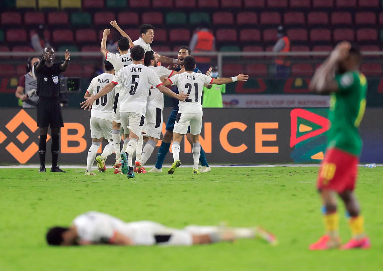 رئيس الاتحاد المصري لكرة القدم يشيد بأداء منتخب مصر