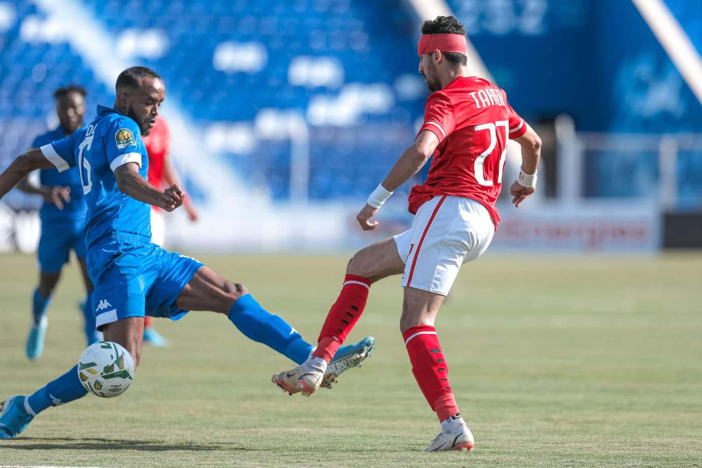 طاقم حكام مميز لإدارة مباراة الأهلي والهلال السوداني في دوري الأبطال