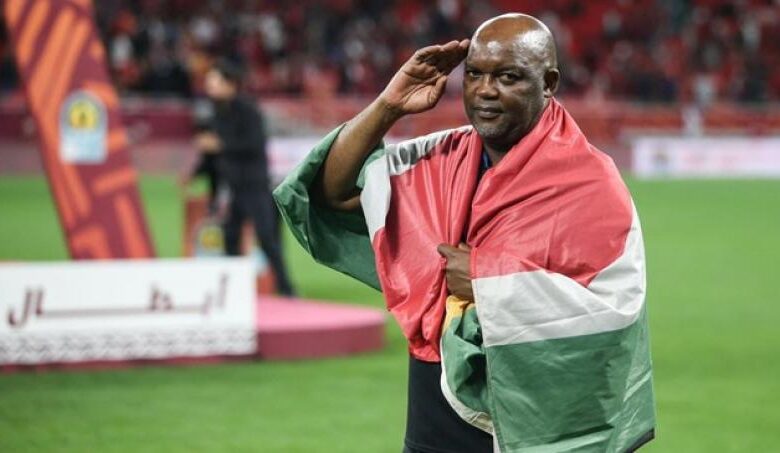 حقيقة تدريب بيتسو موسيماني في الدوري الإنجليزي حقيقة تدريب بيتسو موسيماني في الدوري الإنجليزي