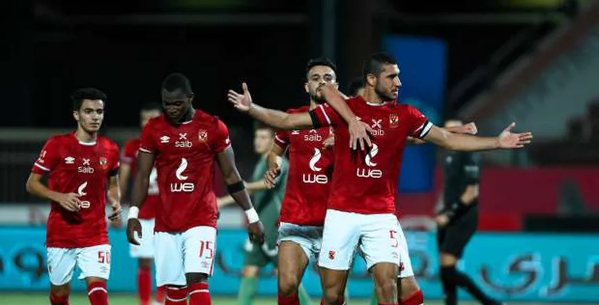 الأهلي يستقر على استمرار نجمه في الموسم الجديد الأهلي يستقر على استمرار نجمه في الموسم الجديد