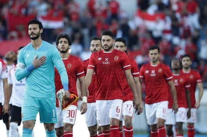 أندرلخت يفاوض نجم الأهلي للحصول على خدماته في صيف 2022 بالتفاصيل.. الكشف عن عقد محمد النني مع أرسنال