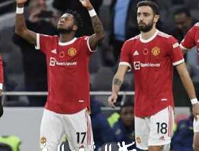 ما هو موعد مباراة مانشستر يونايتد أمام كريستال بالاس ؟